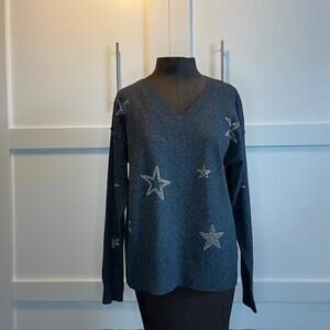 Lucky Brand Stylish Star Embellished Sweater - V-Neck, Gray